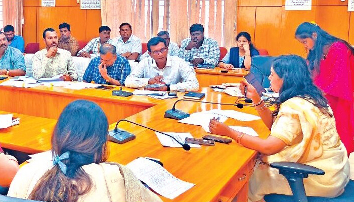 ಸ್ಲಂ ನಿವಾಸಿಗಳಿಗೆ ಕಾಯಿದೆ ಅನ್ವಯ ಹಕ್ಕುಪತ್ರಕ್ಕೆ ಕ್ರಮ: ಜಿಲ್ಲಾಧಿಕಾರಿ ಶುಭಕಲ್ಯಾಣ್ shubha kalyan