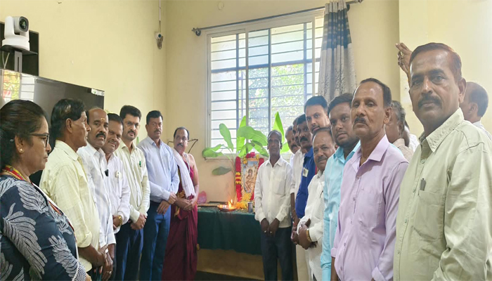 ಕೊರಟಗೆರೆಯಲ್ಲಿ ವಿಜೃಂಭಣೆಯಿಂದ ನಡೆದ ವಿಶ್ವಕರ್ಮ ಜಯಂತಿ: ಕುಶಲಕರ್ಮಿಗಳ ಸಬಲೀಕರಣಕ್ಕೆ ಒತ್ತು vishwakarma
