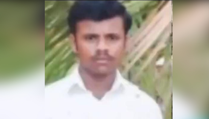 ಕಾರ್ಖಾನೆಯ ಯಂತ್ರಕ್ಕೆ ಸಿಲುಕಿ ಗುತ್ತಿಗೆ ಕಾರ್ಮಿಕ ಸಾವು: ವಸಂತನರಸಾಪುರದ ವಿಸಾಕ ಸಿಮೆಂಟ್ ಶೀಟ್ ಕಾರ್ಖಾನೆಯಲ್ಲಿ ದುರ್ಘಟನೆ; ಕಾರ್ಖಾನೆ ಮುಂದೆ ಪ್ರತಿಭಟನೆ vijay