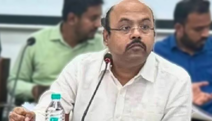 ಸಿದ್ದರಾಮಯ್ಯ ಬ್ಲ್ಯಾಕ್ ಮೇಲ್ ಗೆ ಯತ್ನ, ಸ್ವಪಕ್ಷೀಯರದ್ದೇ ಕೈವಾಡ : ಯತೀಂದ್ರ ಸಿದ್ದರಾಮಯ್ಯ ಹೇಳಿದ್ದೇನು? yatindra siddaramaiah